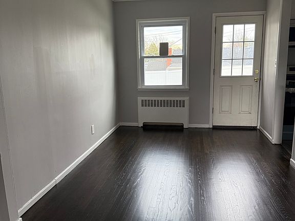 4th image of 13 Meath Ave