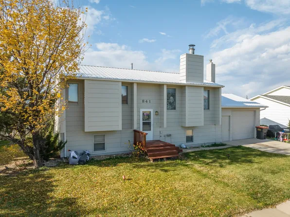 841 Ennen Dr, Rapid City, SD 57703