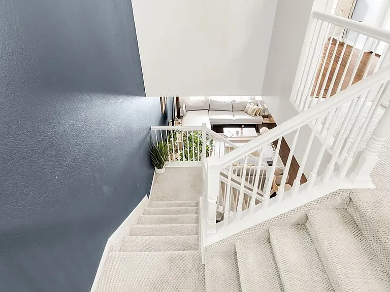 571 S Mobile Pl — Photo 11