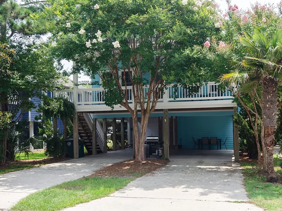 1713 Mackerel Ln
