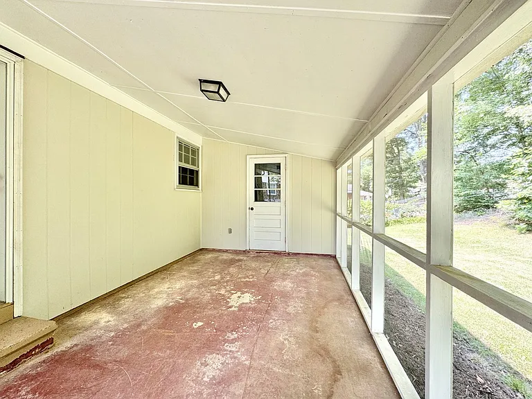 3030 Robin Hood Dr — Photo 16