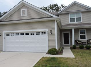 3021 Preston Woods Trl, Lake Saint Louis, MO 63367