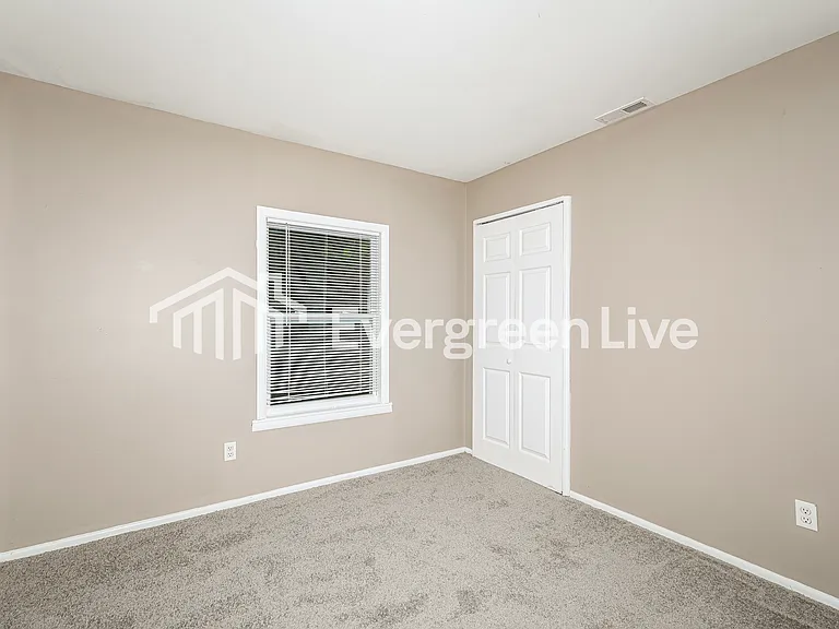 6114 Wedgewood Way — Photo 13