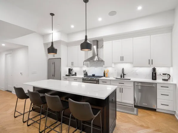 151 Webster Avenue image 17 of 41