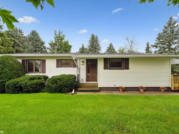 410 4th St SW, State Center, IA 50247
