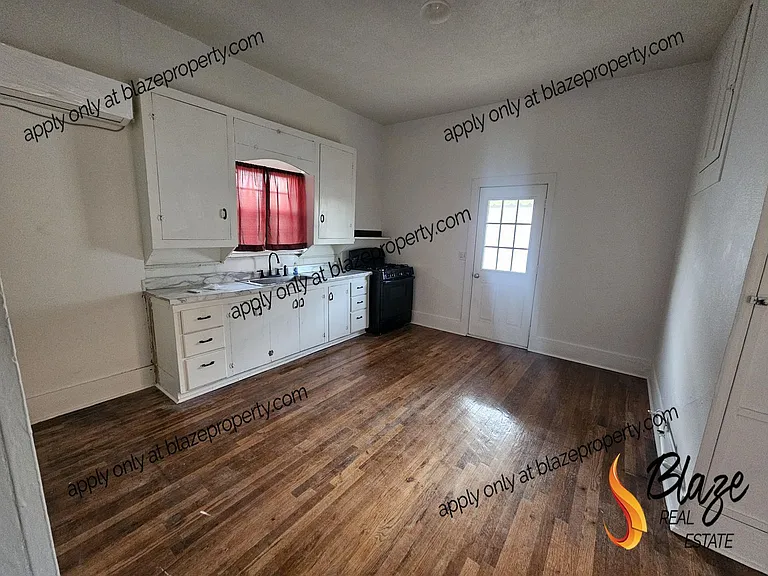 1511 SE 11th Ave — Photo 3