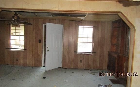 4th image of 138 Bricker Ave