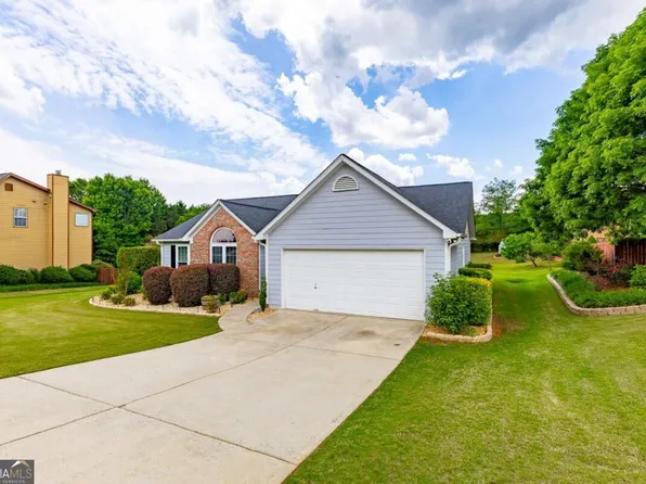 8860 Creekstone Pl, Gainesville, GA 30506