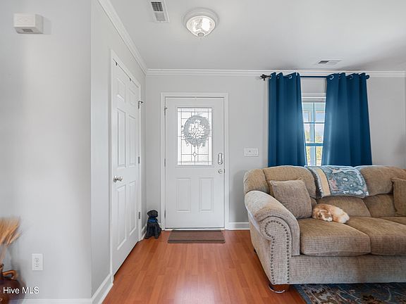 4th image of 127 Becca Drive