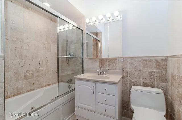 514 N Claremont Ave #2 — Photo 7