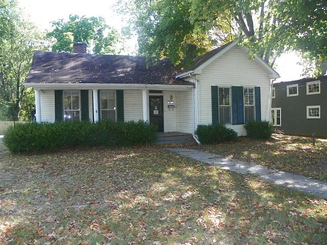 2120 S Main St photo 1