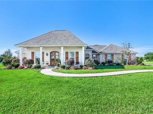 221 Highland Crest Dr, Covington, LA 70435