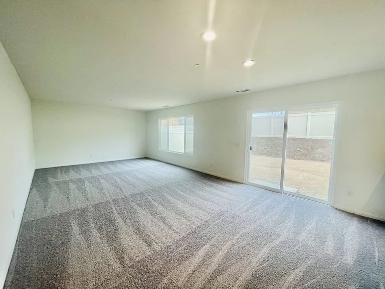 21151 Packing House Ct — Photo 4