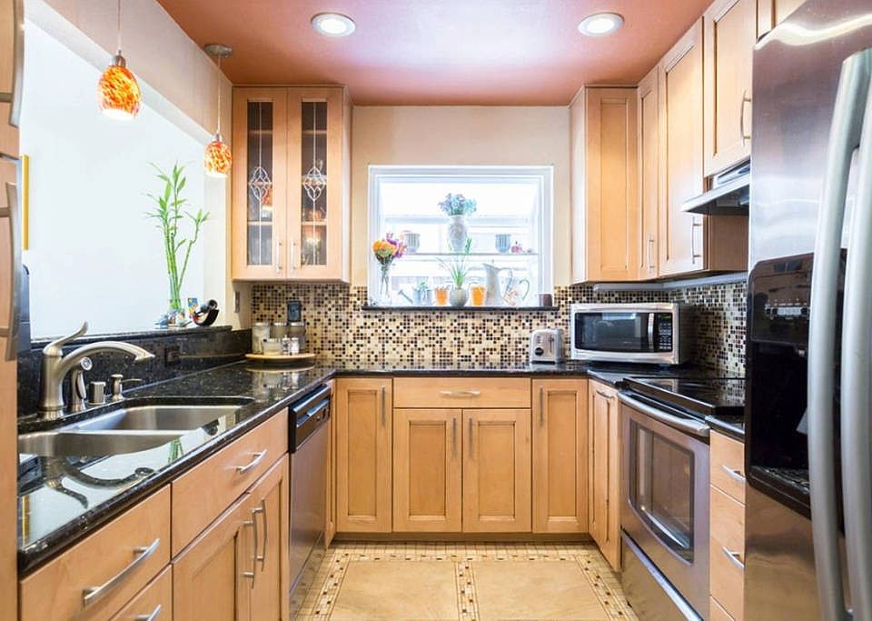 2nd image of 67 Jacklin Cir