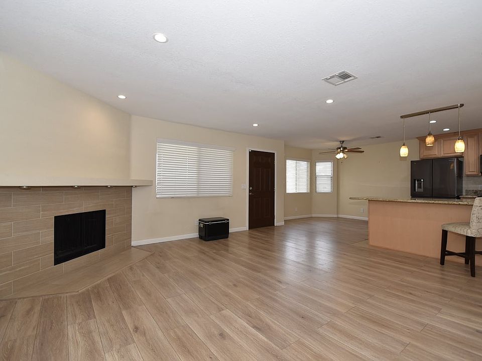 1st image of 2709 Beaver Creek Ct APT 201