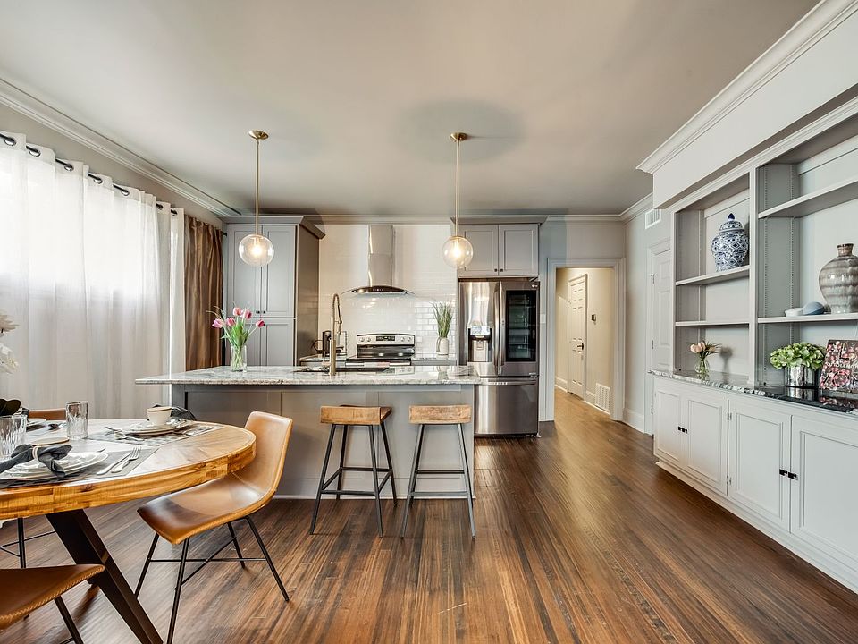 1st image of 4902 Worth St #201