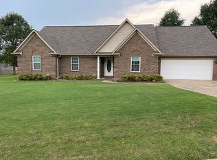 745 Elizabeth Dr, Atoka, TN 38004