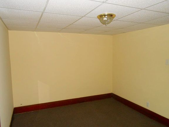 2nd image of 1213 E Fox St