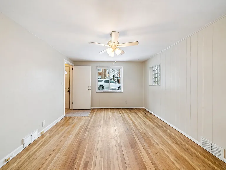 77 Beechmont Ave #1 — Photo 3