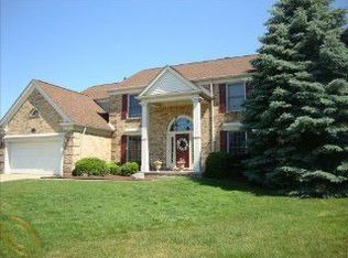1640 Devonwood Dr, Rochester Hills, MI 48306