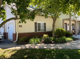 608 Pewaukee Rd, Pewaukee, WI 53072