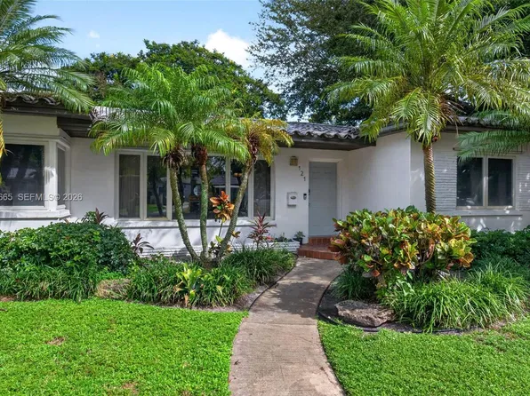 121 NW 104th St, Miami Shores, FL 33150