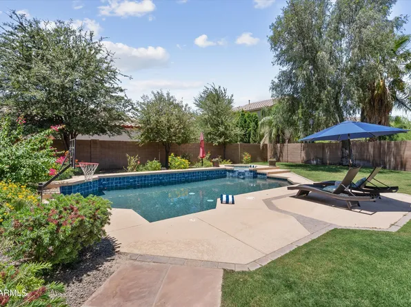 2894 E JANELLE Way, Gilbert, AZ 85298