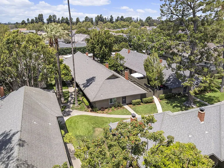Aerial view of Mango Tree Apartments in Santa Ana, CA