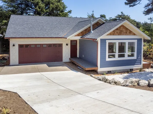 3112 SW Anchor Ave, Lincoln City, OR 97367