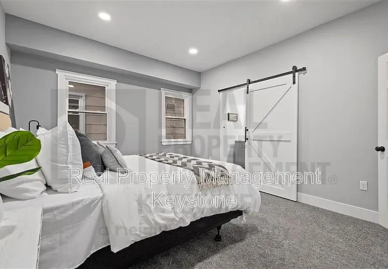 6319 Saint Marie St — Photo 26