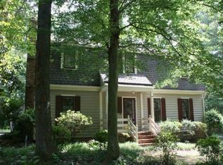 9221 Ramsgate Ln, North Chesterfield, VA 23236