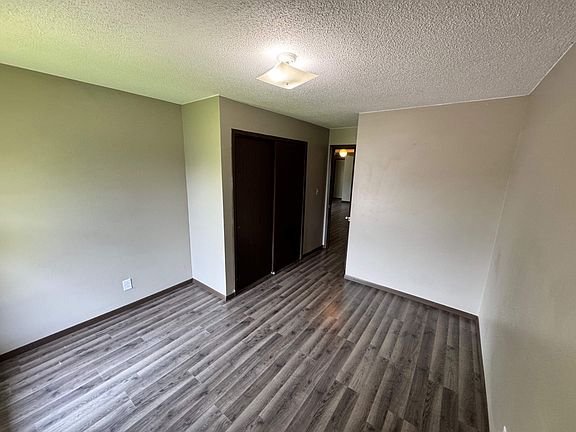 3rd image of 101 4th Ave #2