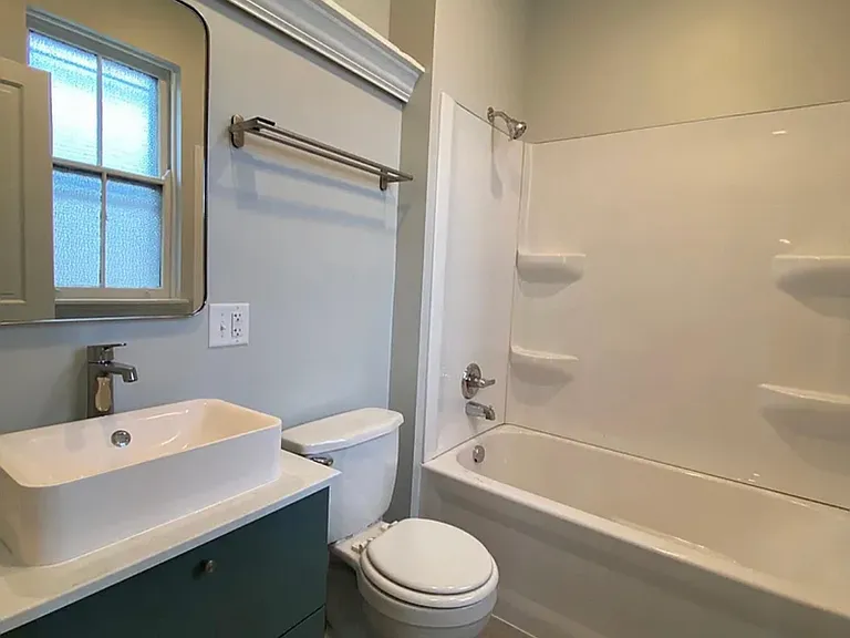 1400 Chase Ave #2 — Photo 14