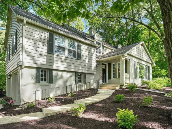 3549 Lake Mendota Drive, Madison, WI 53705