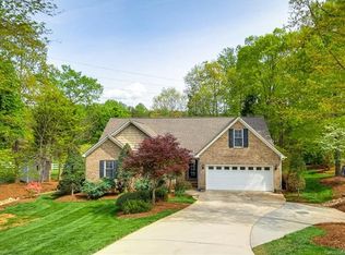 1824 Logan Ln, Denver, NC 28037