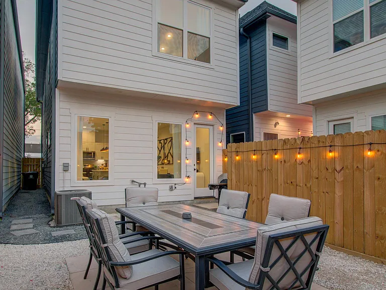 2105 Sam Wilson St #D — Photo 27