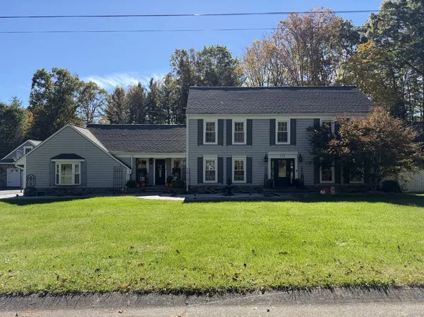 218 Crystal Ave, Beckley, WV 25801