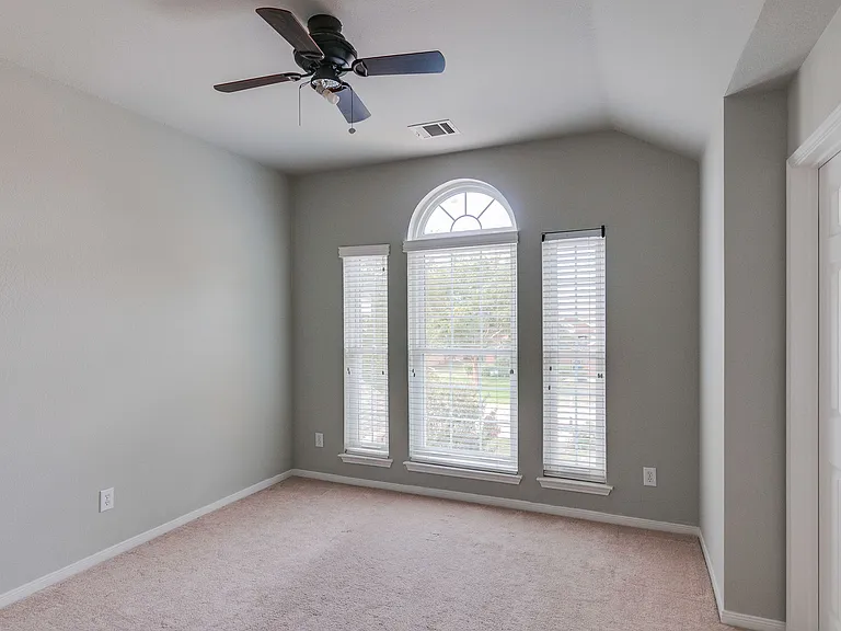 29 Chimney Rock Dr — Photo 24