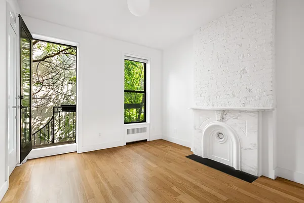 Rented by Compass | media 1