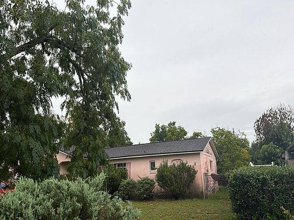 2nd image of 7226 Jonquil Dr