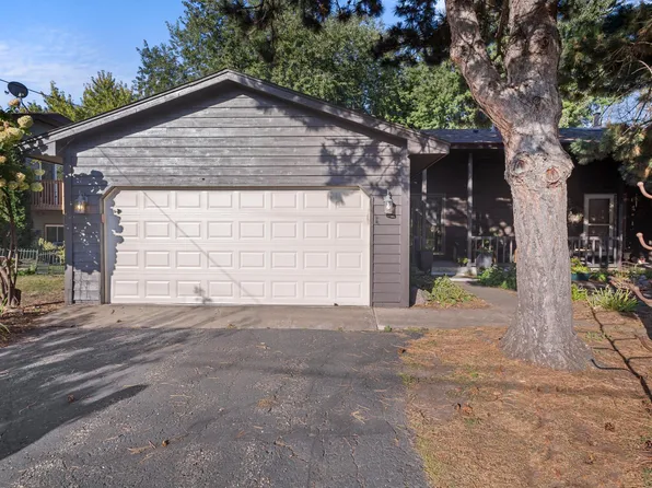 5570 Fillmore St NE, Fridley, MN 55432