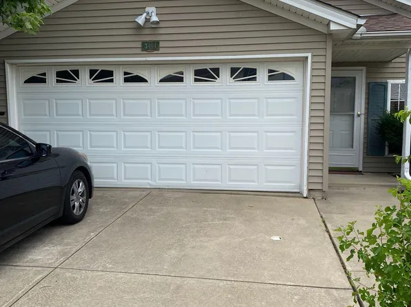 3404 Bohmer Dr, Bloomington, IL 61704