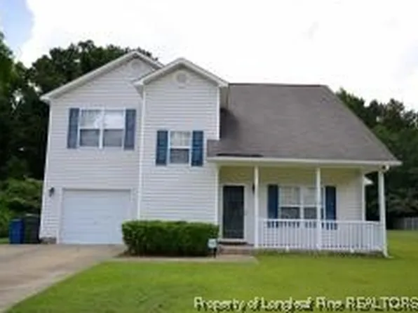 5227 Mawood St, Fayetteville, NC 28314