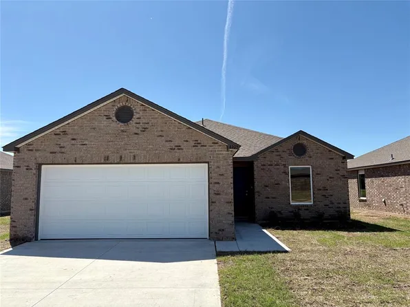 4105 Reese Dr, Mustang, OK 73064