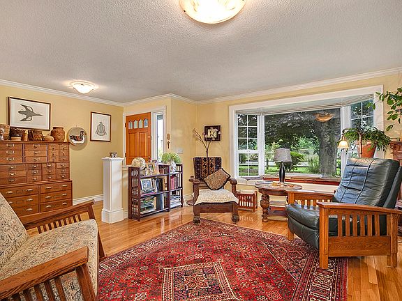 4th image of 2213 126th Avenue Ct E