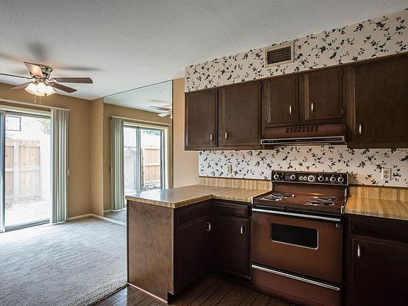5th image of 5950 Fairmeadow St