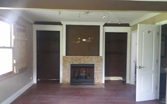 3rd image of 10232 W Palmer Ave
