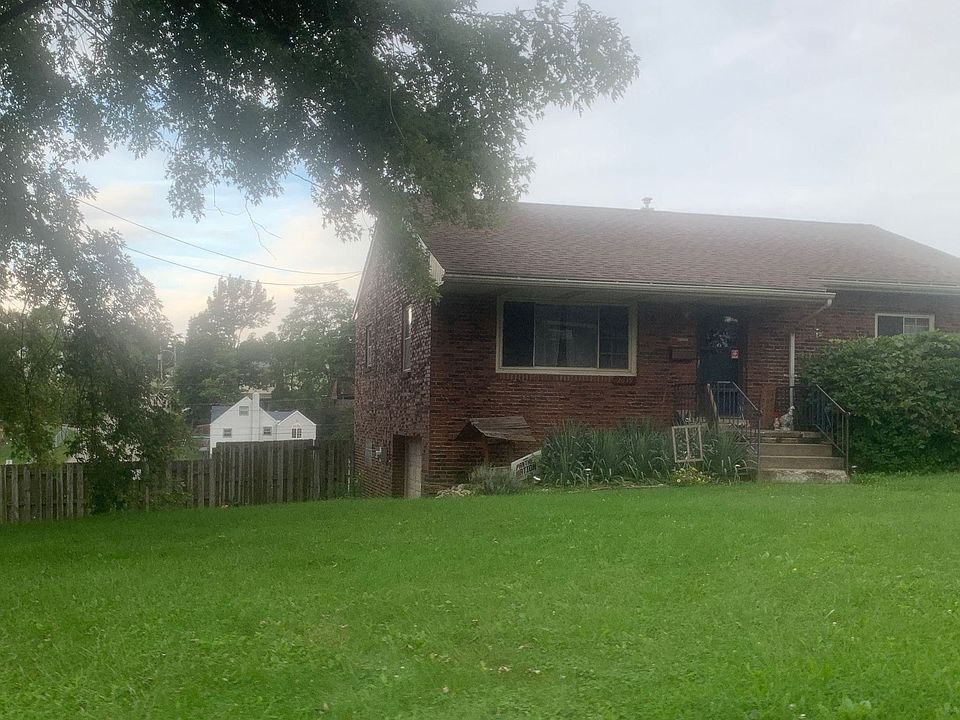 1st image of 2639 Russell Dr