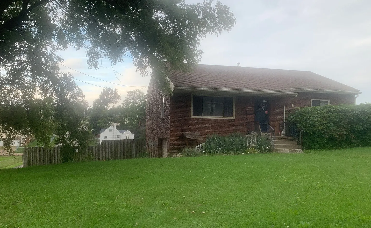 2639 Russell Dr photo 1