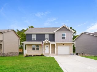 363 Green Hills Dr, Springfield, TN 37172